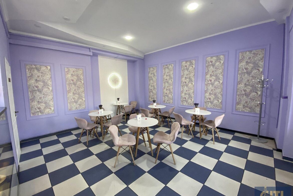 Приміщення під магазин або кафе в самому центрі Житомира