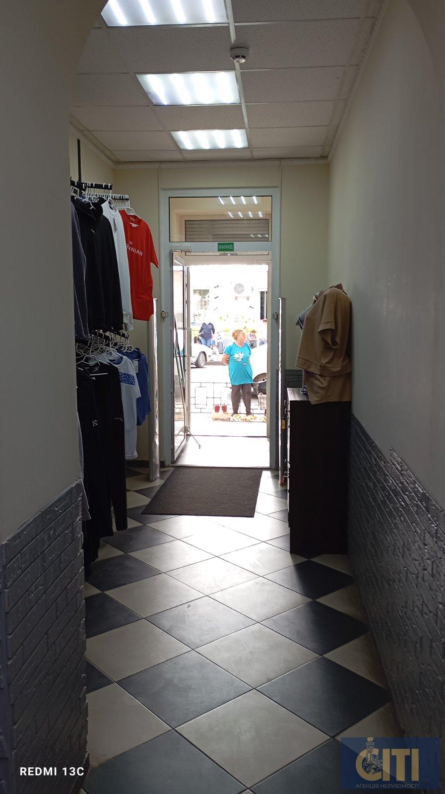 Здам магазин у центрі Житомира по вулиці Хлібна, площа 46 м²