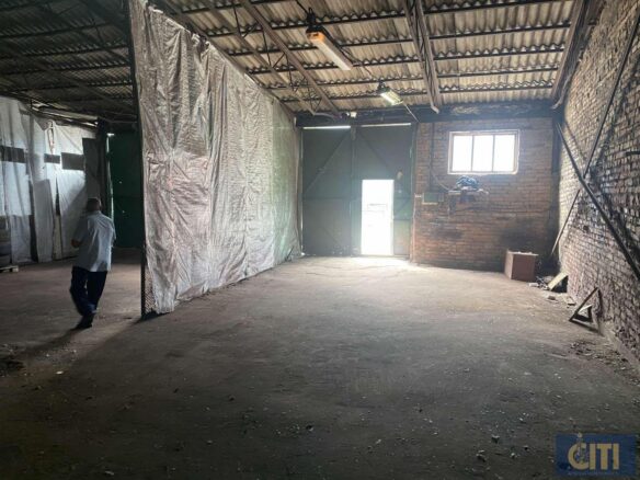 Оренда складських приміщень по вулиці Кооперативна, 200 кВ м