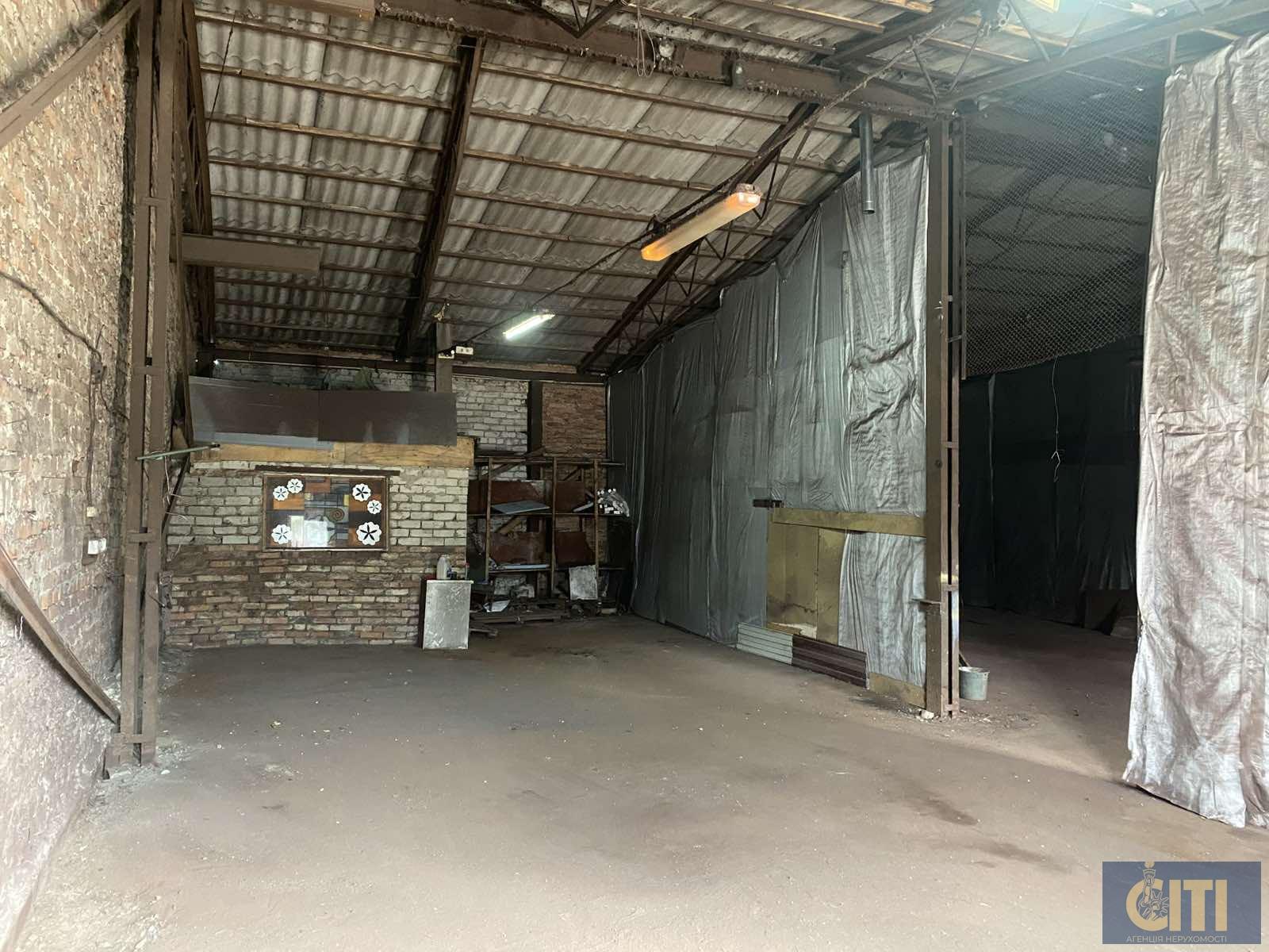 Оренда складських приміщень по вулиці Кооперативна, 200 кВ м