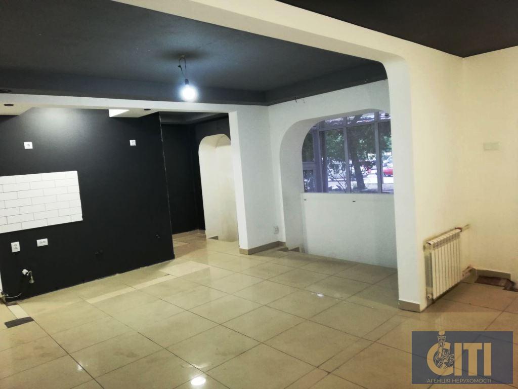 Оренда комерційного приміщення 59 м² в самому центрі Житомира