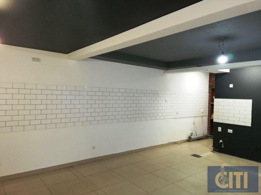 Оренда комерційного приміщення 59 м² в самому центрі Житомира