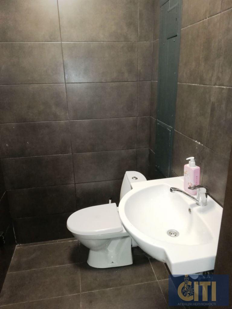 _viber_2025-07-26_17-25-42-213 Оренда комерційного приміщення 59 м² в самому центрі Житомира