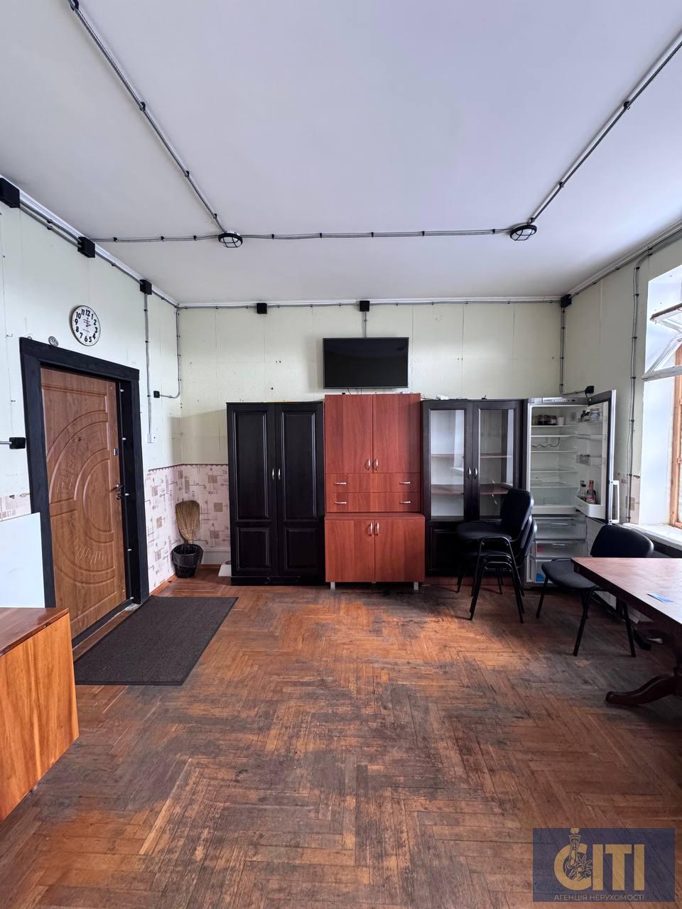 Здається в оренду приміщення в бізнес центрі — вулиця Героїв Пожежників – 67, 30 м²