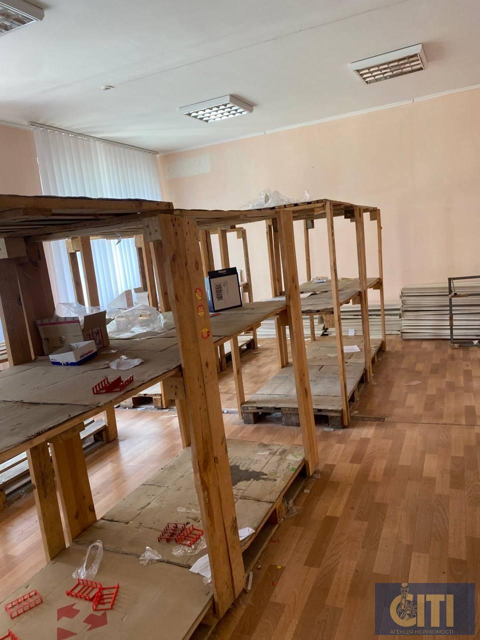 Здається в оренду приміщення в бізнес центрі — вулиця Героїв Пожежників – 67, 90 м²