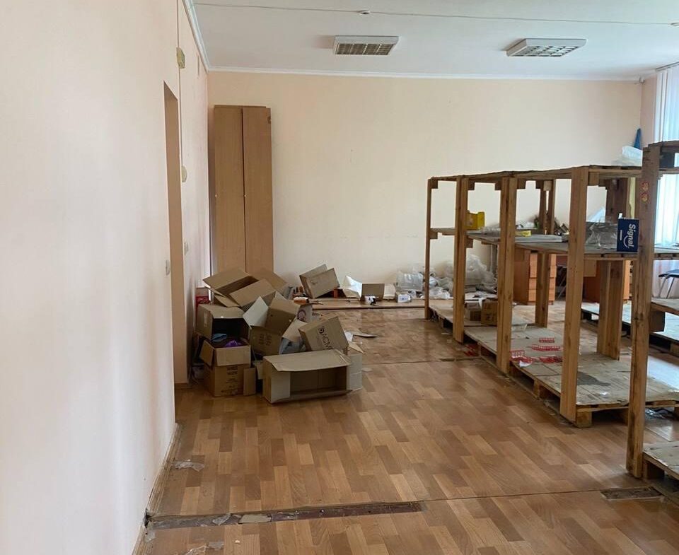 Здається в оренду приміщення в бізнес центрі — вулиця Героїв Пожежників – 67, 90 м²