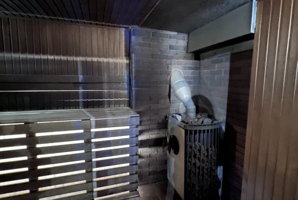 Продаж готового бізнесу Баня-Котетж, с.Іванівка, фасад