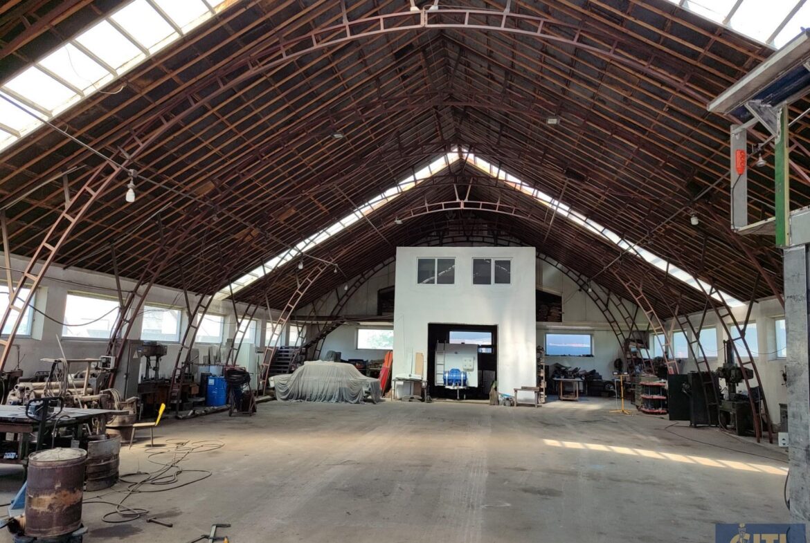 Продаж промислово- виробничого приміщення 650 кв.м. вул. Параджанова