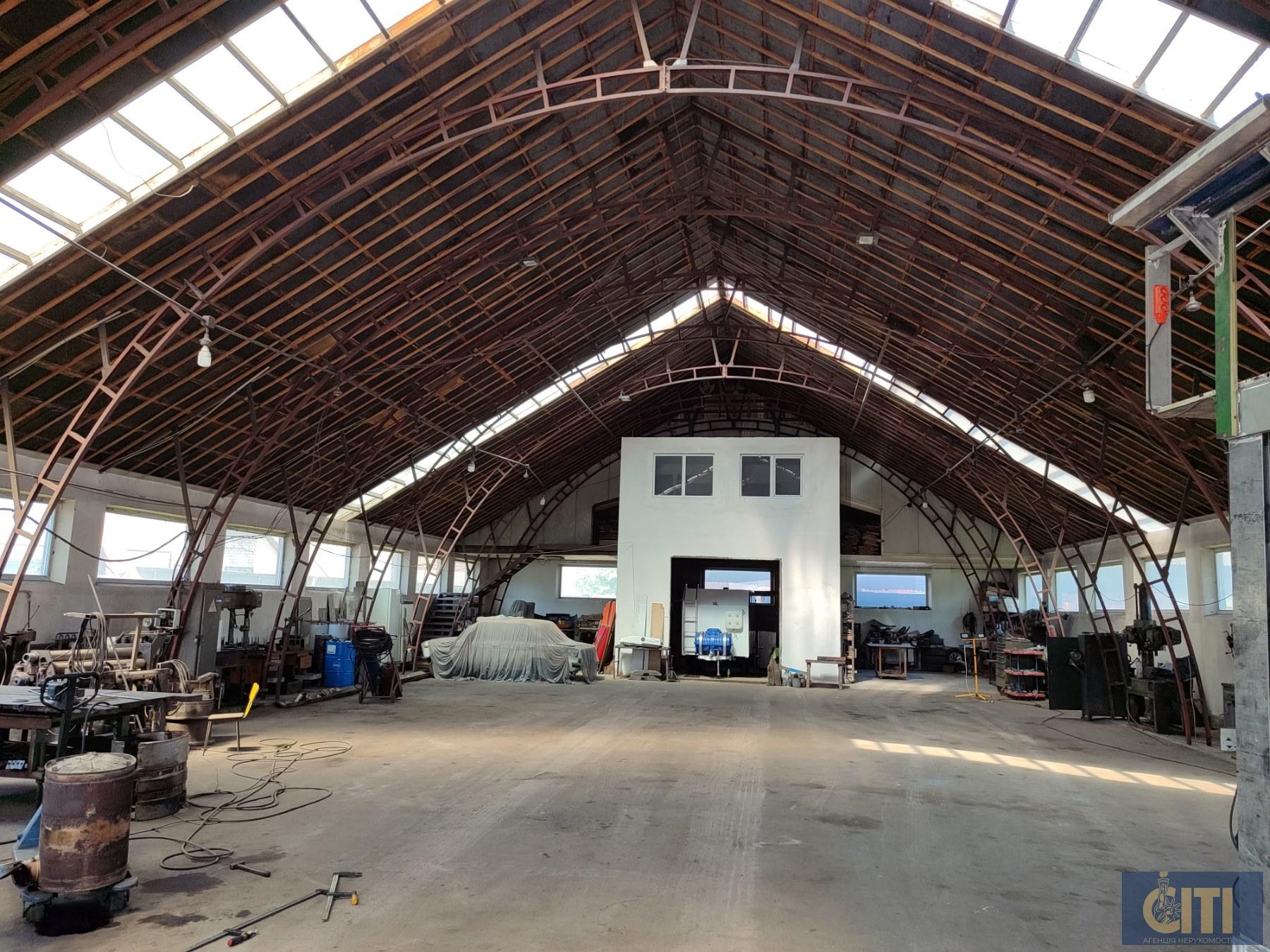 Продаж промислово- виробничого приміщення 650 кв.м. вул. Параджанова