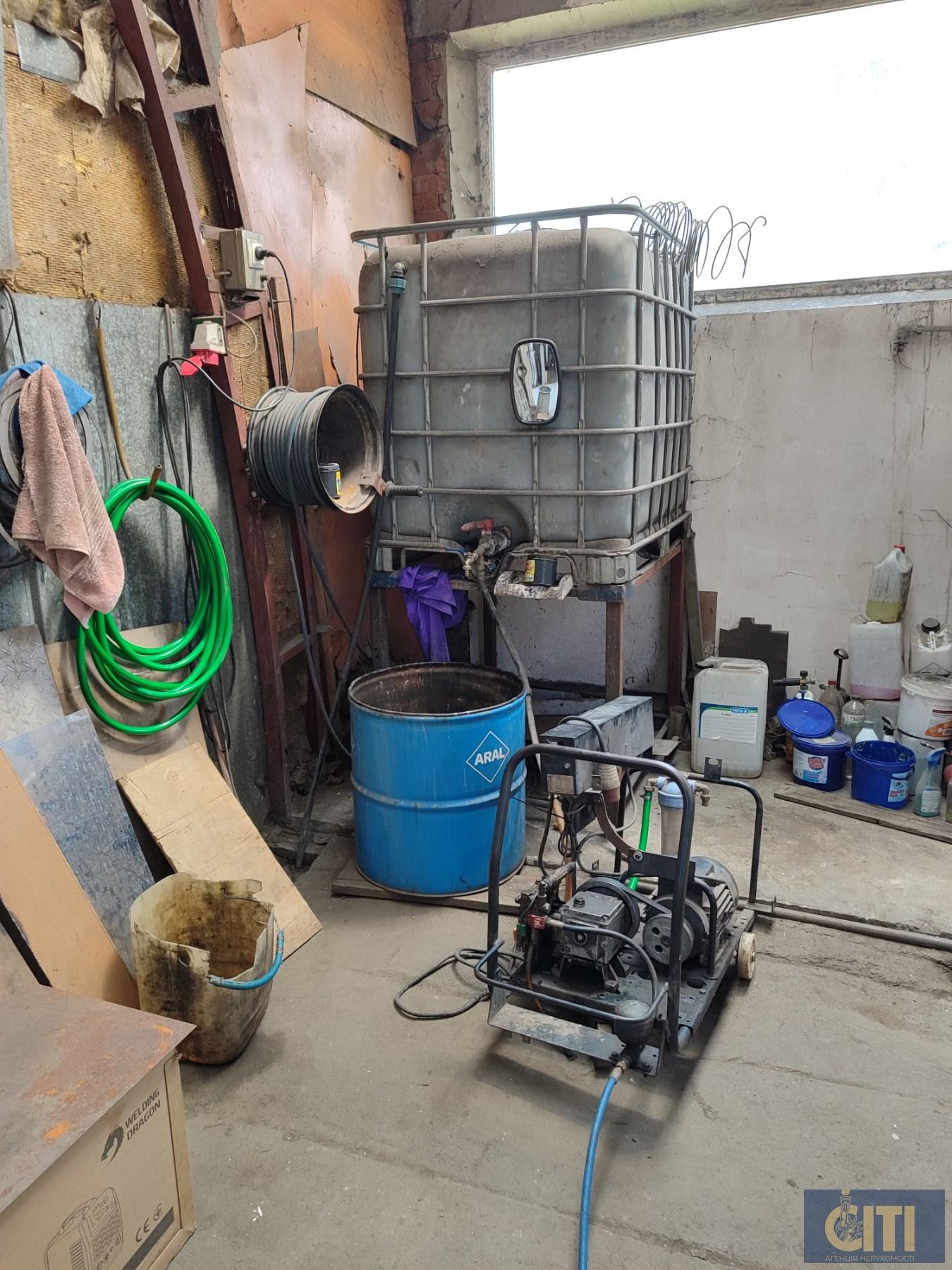 Продаж промислово- виробничого приміщення 650 кв.м. вул. Параджанова