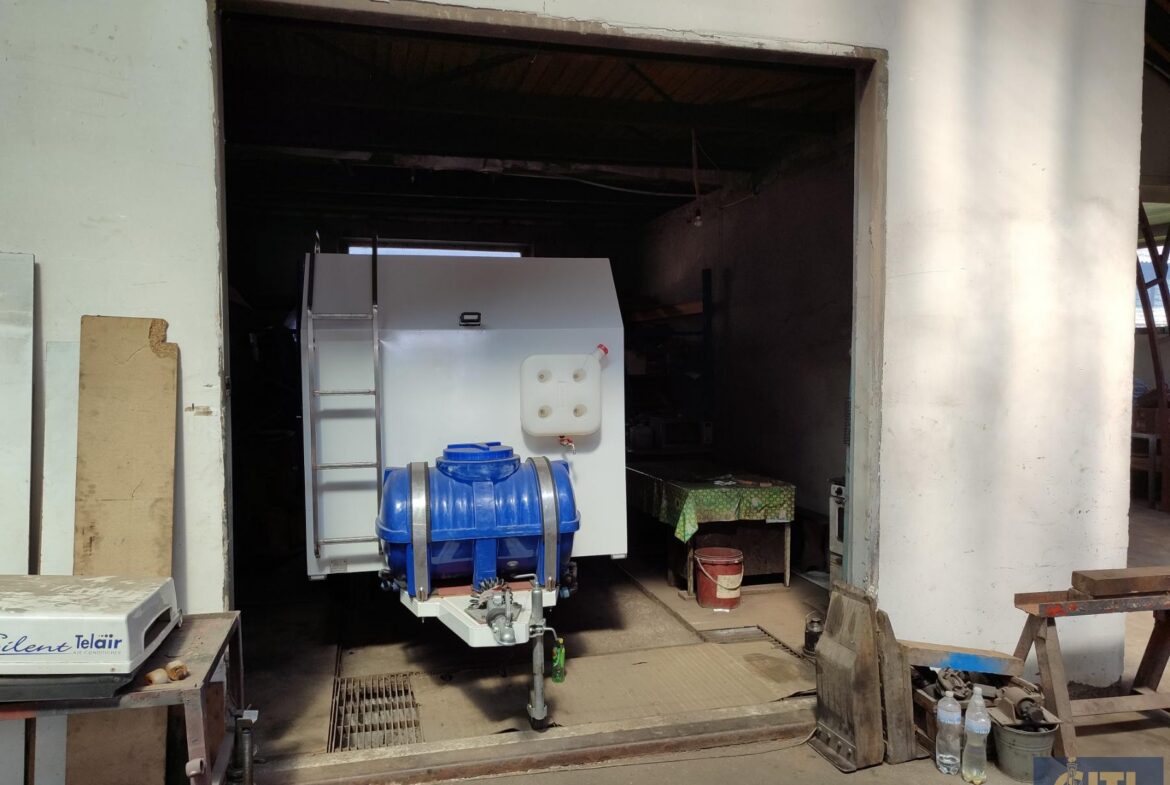 Продаж промислово- виробничого приміщення 650 кв.м. вул. Параджанова