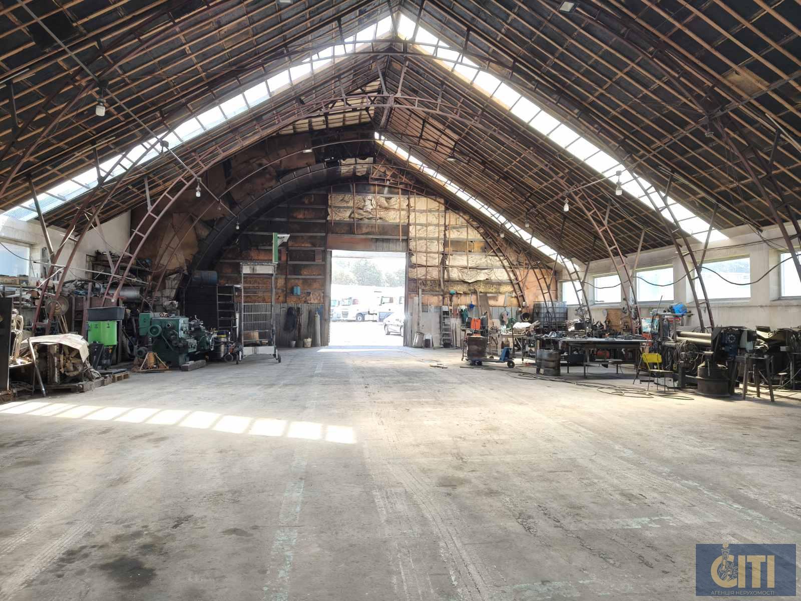 Продаж промислово- виробничого приміщення 650 кв.м. вул. Параджанова