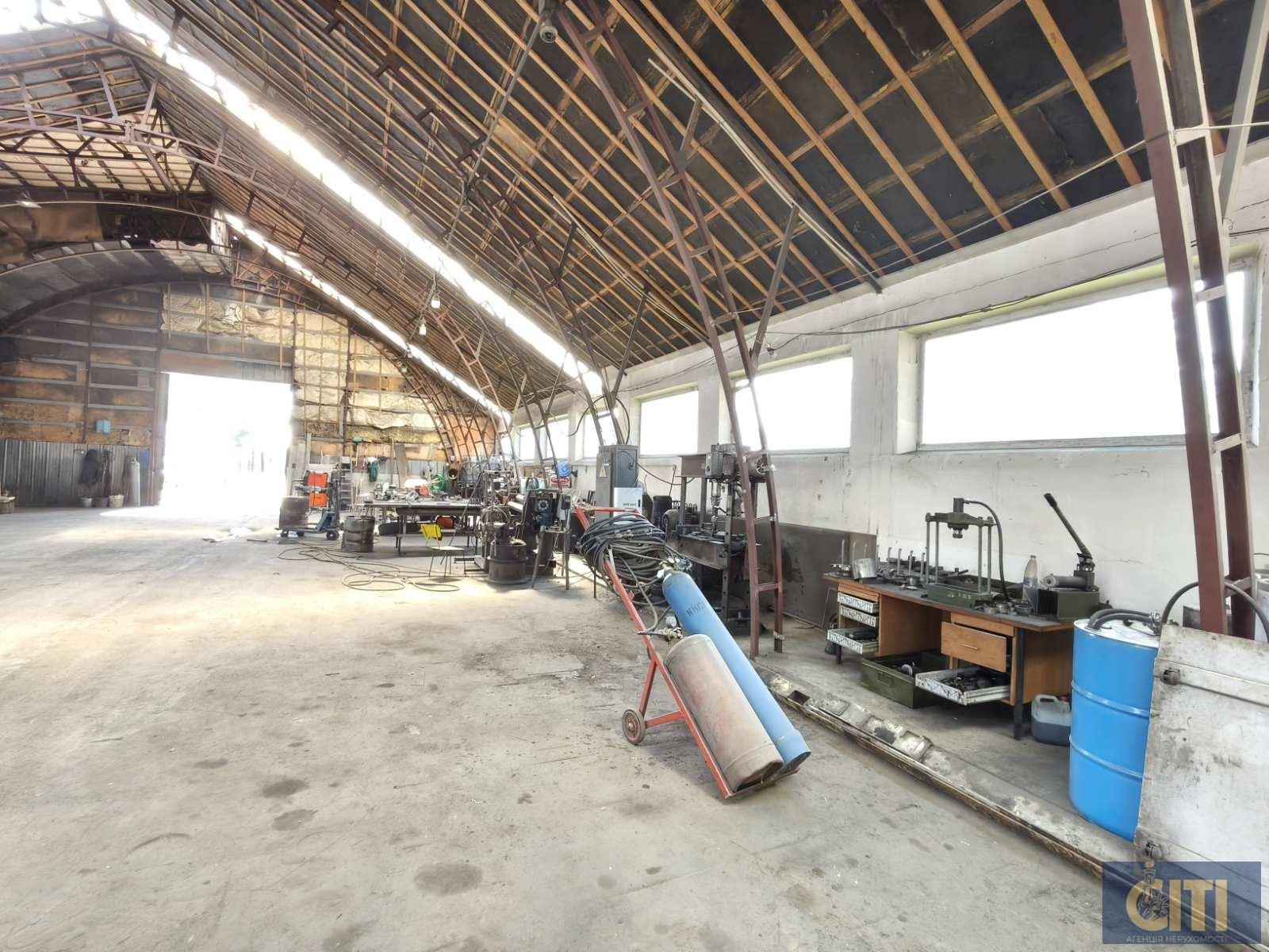 Продаж промислово- виробничого приміщення 650 кв.м. вул. Параджанова