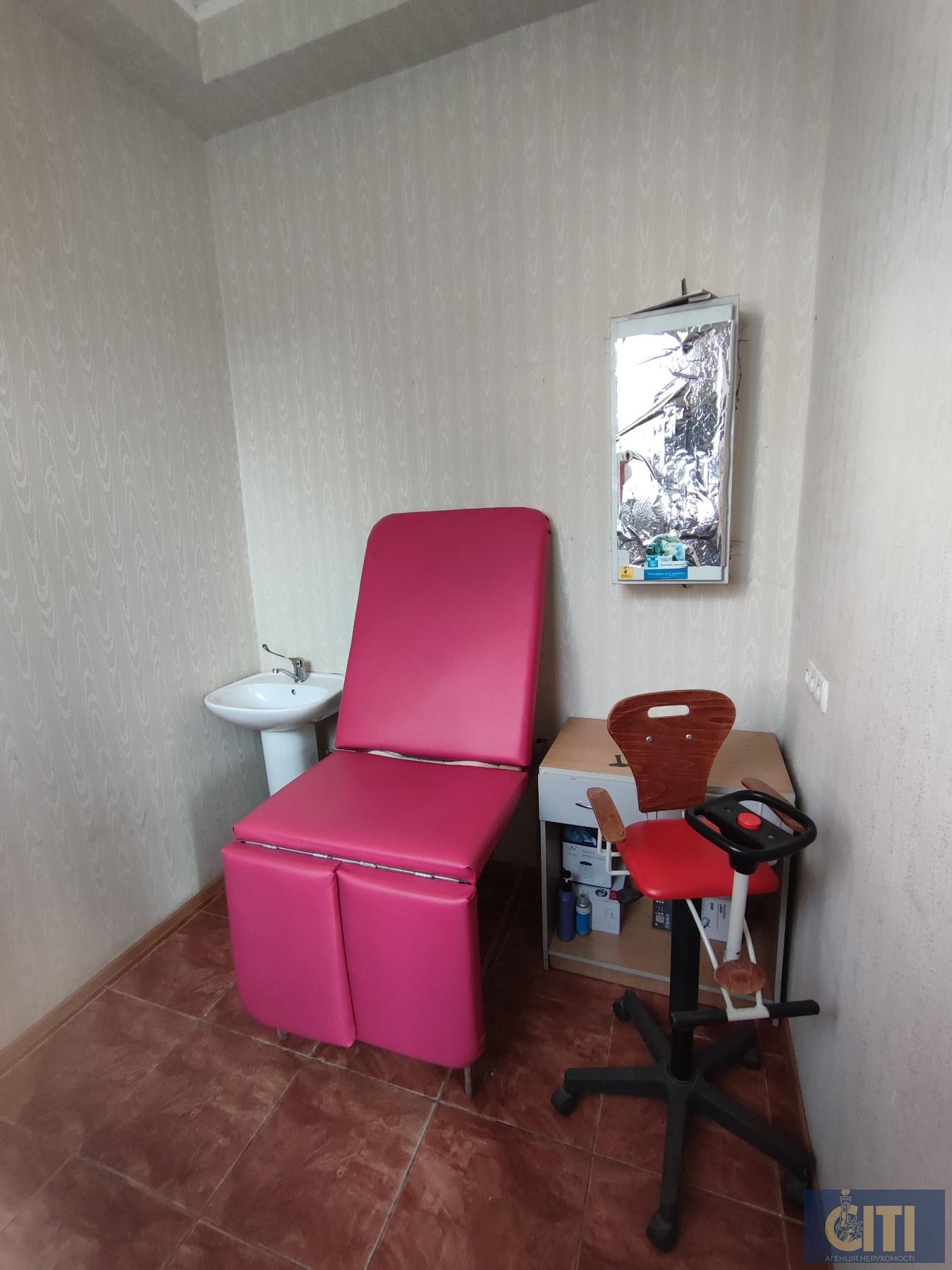 _viber_2025-08-10_10-25-25-405 Приміщення в центрі по вул.Ольжича, 26 м2