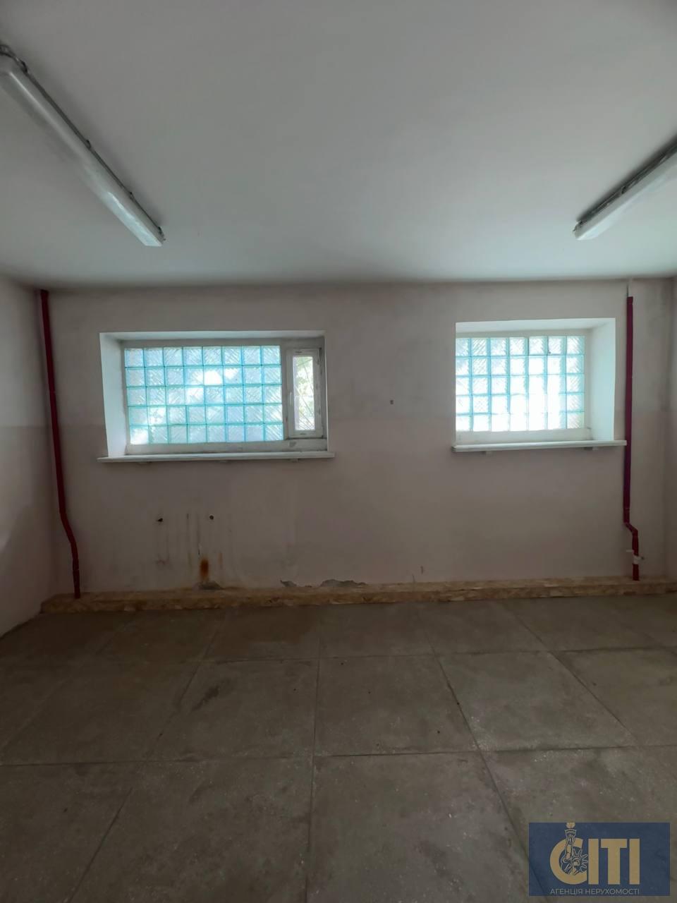 Приміщення в центрі міста Житомир, вулиця Івана Мазепи, навпроти ЖК Сімейний, 347 м²