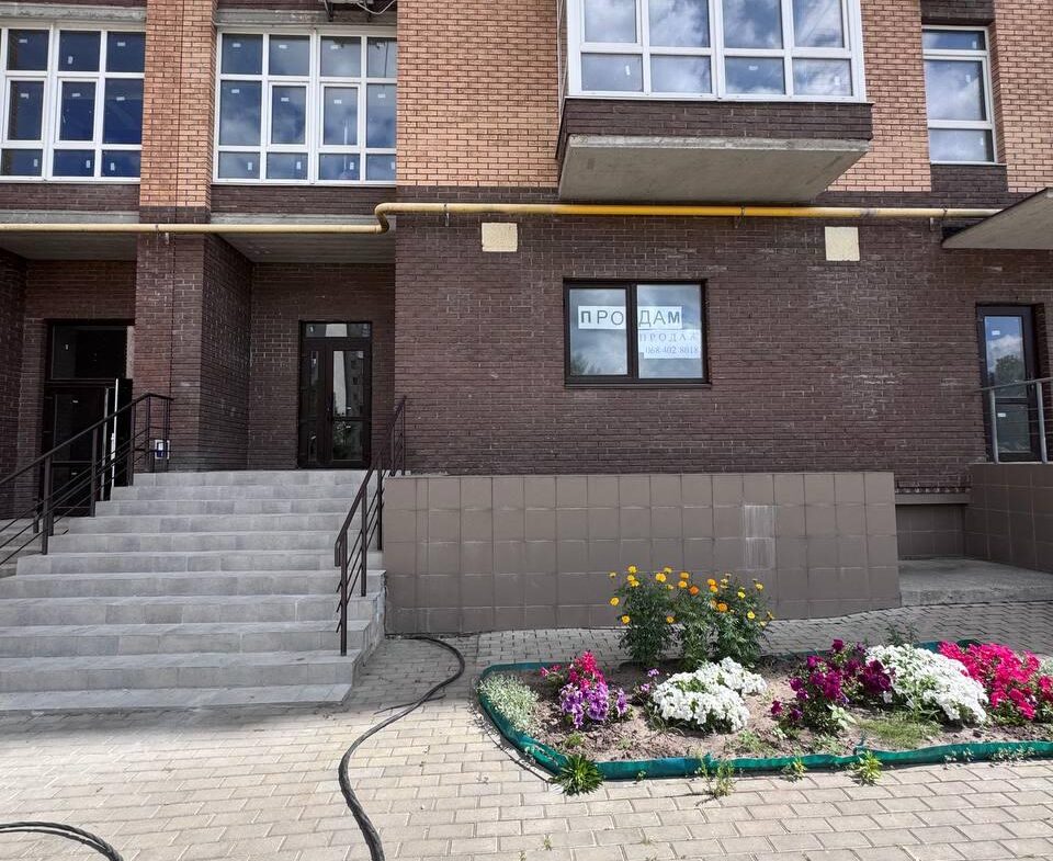 Продається комерційне приміщення в ЖК «Олімпійський», 4 секція — 83 м²