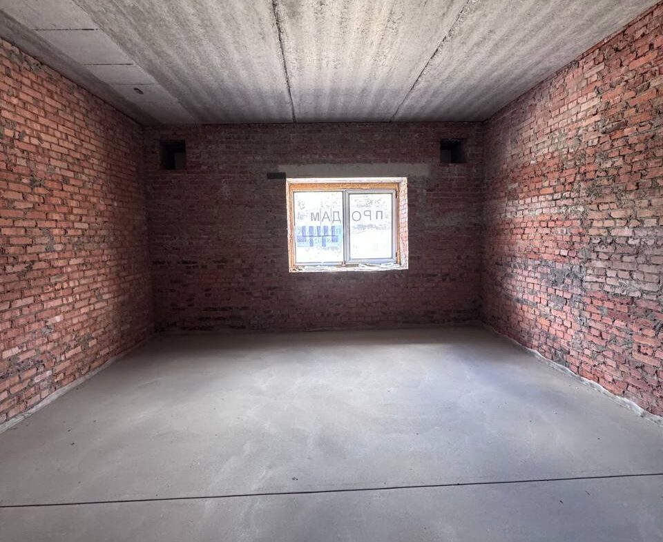 Продається комерційне приміщення в ЖК «Олімпійський», 4 секція — 83 м²