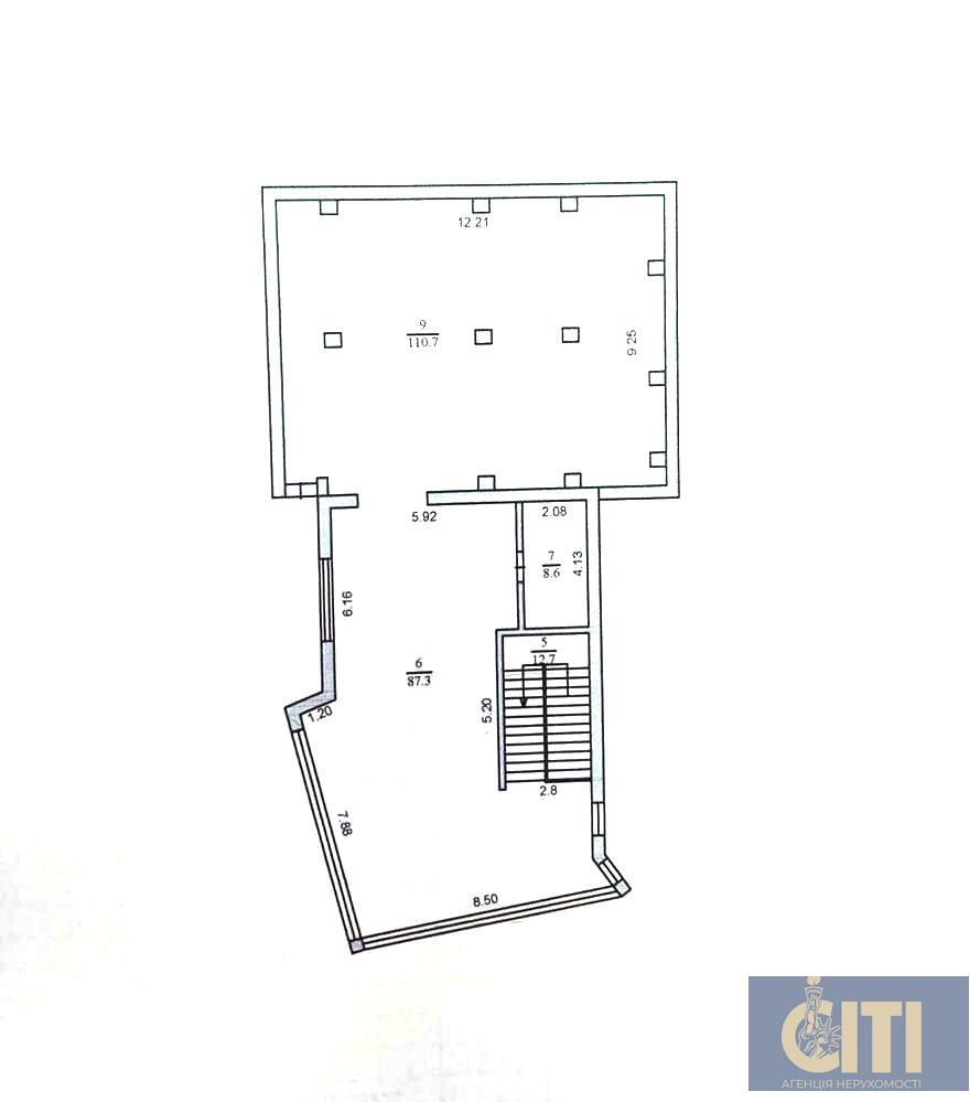 Продаж двоповерхового фасадного нежитлового приміщення, район Сінного ринку!