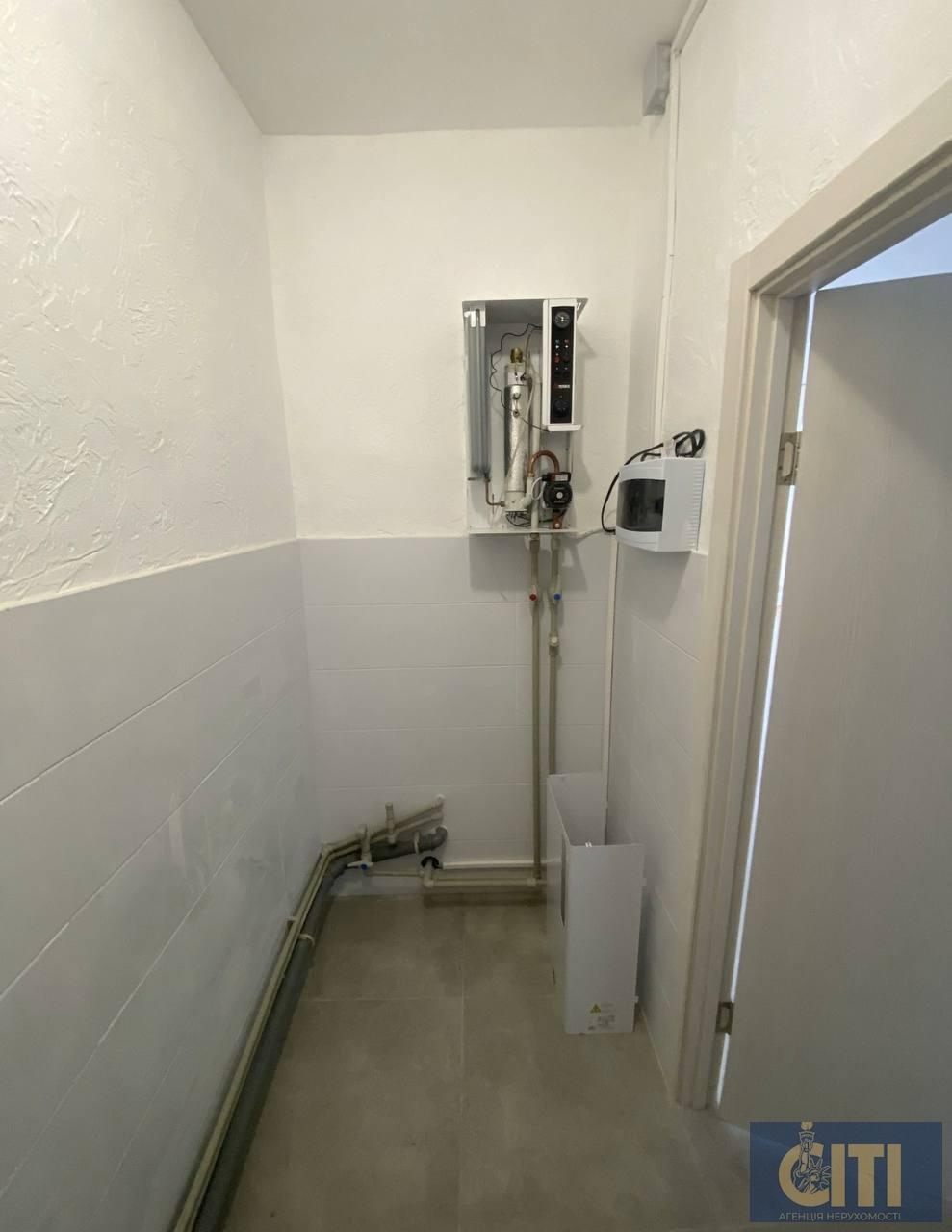 photo_6_2025-09-19_13-40-25 Здам в оренду приміщення в новобудові, Грушевського / І. Мазепи, 54 м²