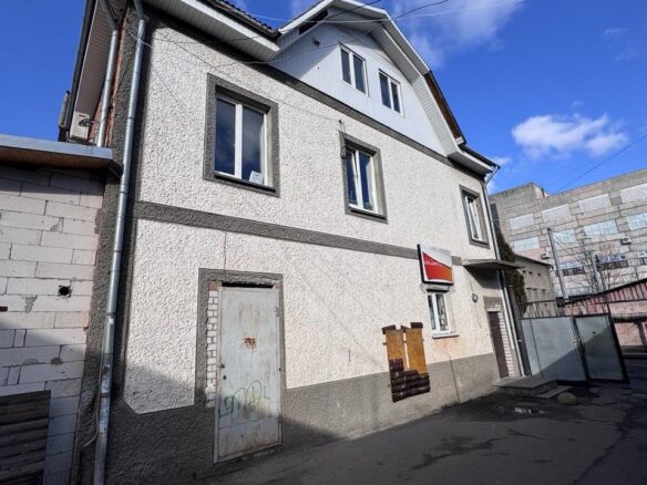 Нежитлове приміщення в самому центрі міста, вул. Київська (біля ТРЦ “Глобал”). Київська (біля ТРЦ “Глобал”), 400 м²