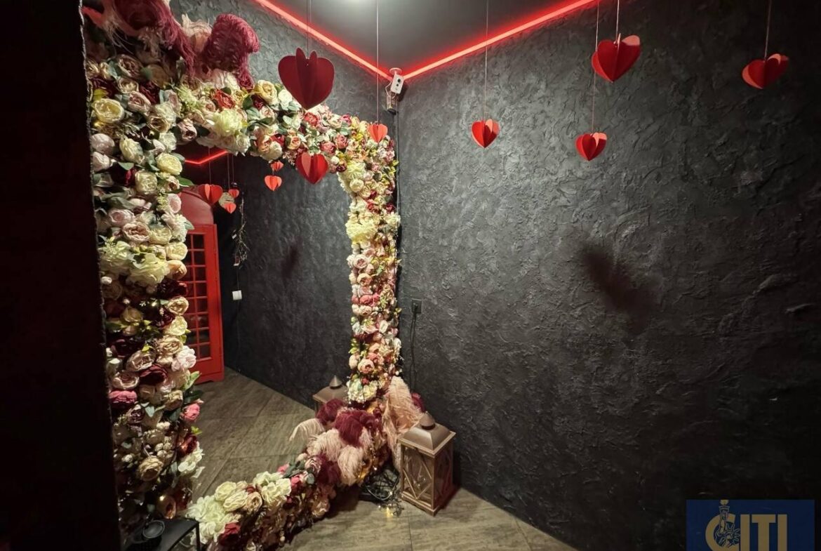 Продається комерційне приміщення площею 300 м² у самому центрі Житомира