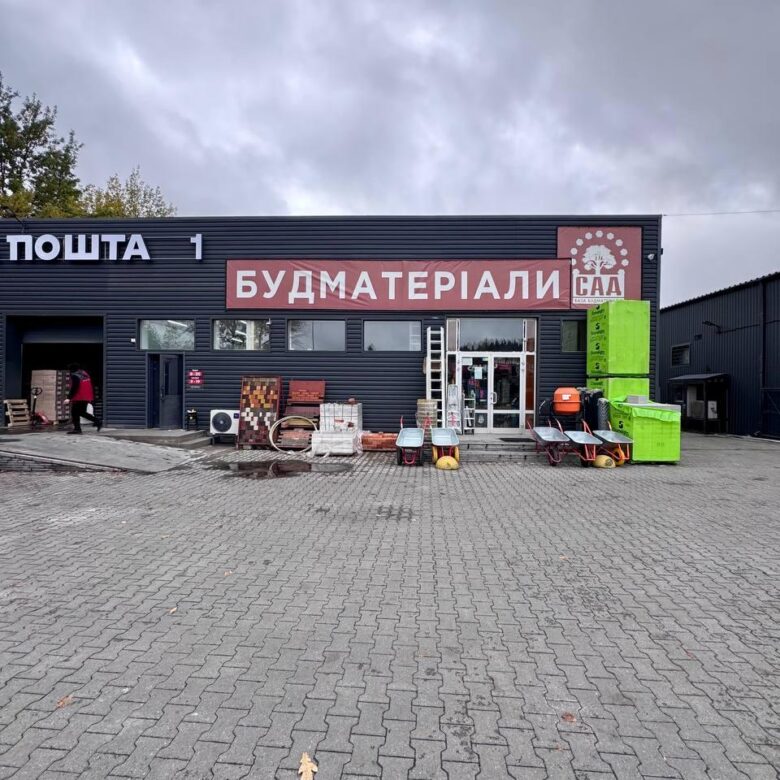 Оренда комерції, 280 м2, біля АТБ, с.Зарічани