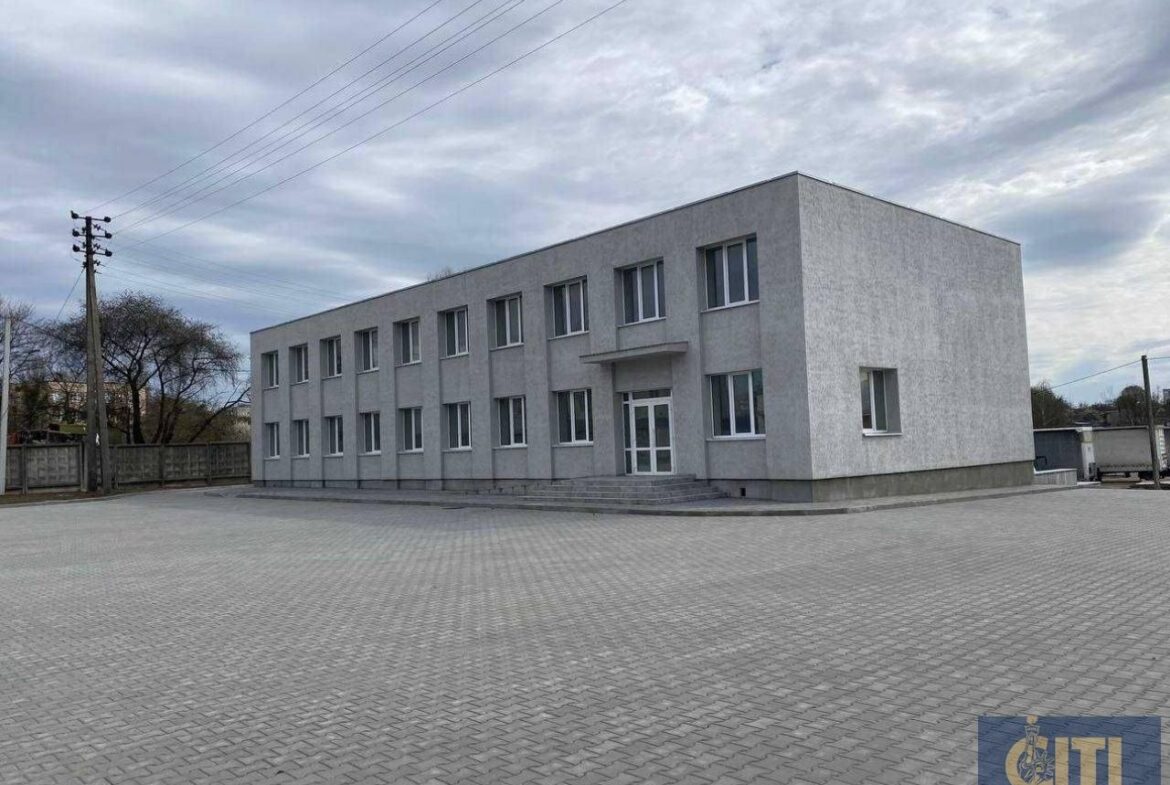 Пропонується до продажу комерційне приміщення (район Крошня), 1310 м²