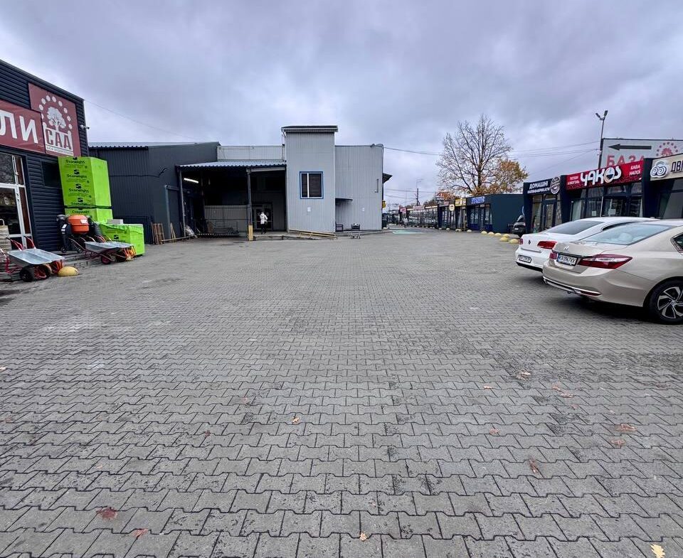 Оренда комерції, 280 м2, біля АТБ, с.Зарічани