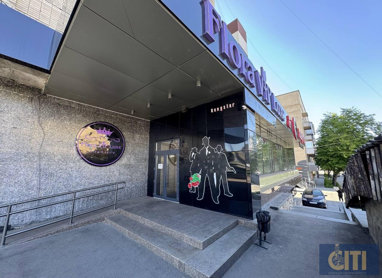 photo_3_2025-10-07_20-42-54 Продається комерційне приміщення площею 300 м² у самому центрі Житомира