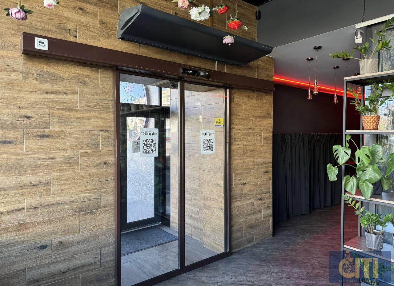 photo_5_2025-10-07_20-42-54 Продається комерційне приміщення площею 300 м² у самому центрі Житомира