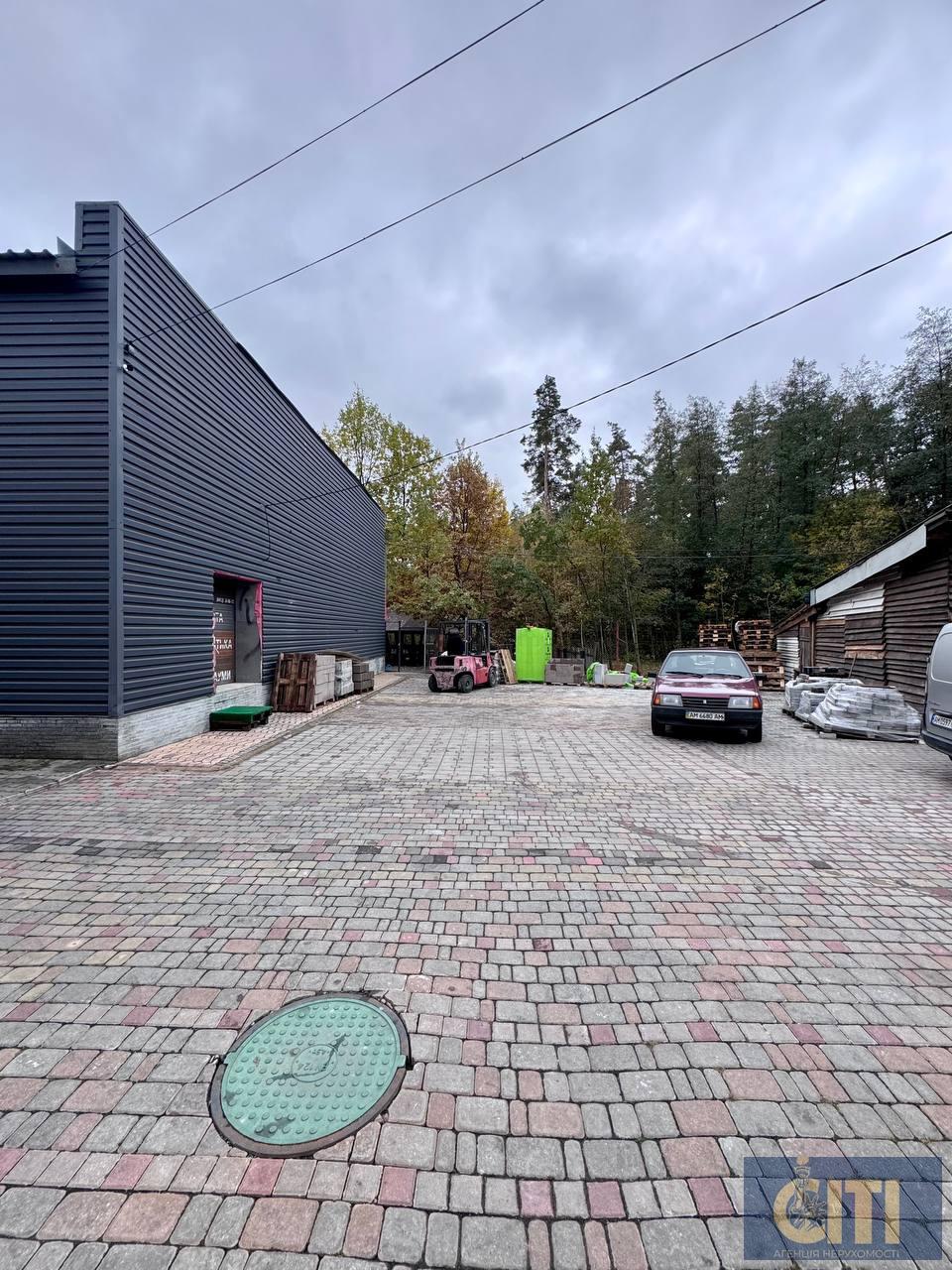 Оренда комерції, 280 м2, біля АТБ, с.Зарічани