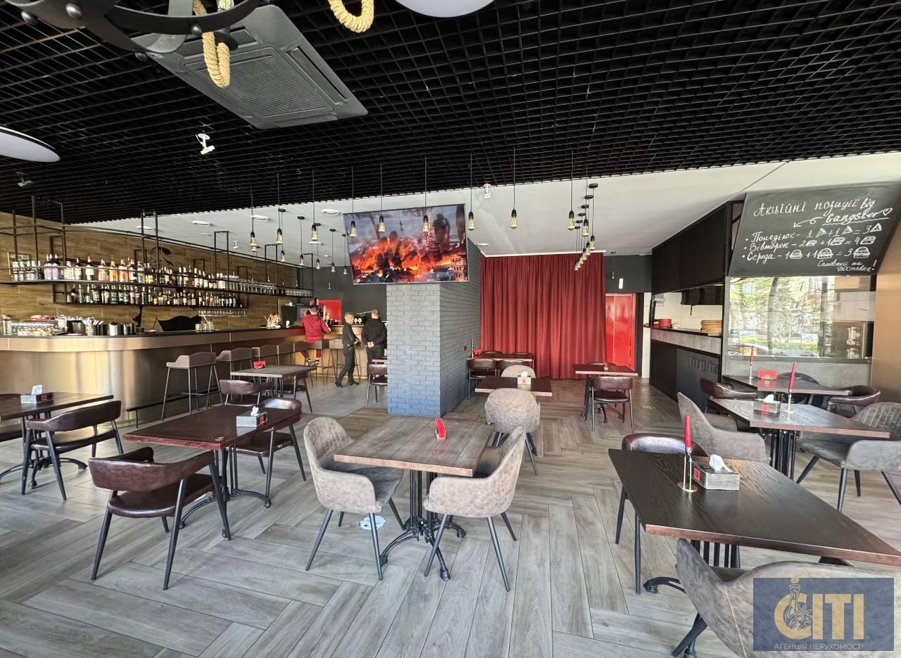 photo_8_2025-10-07_20-42-54 Продається комерційне приміщення площею 300 м² у самому центрі Житомира