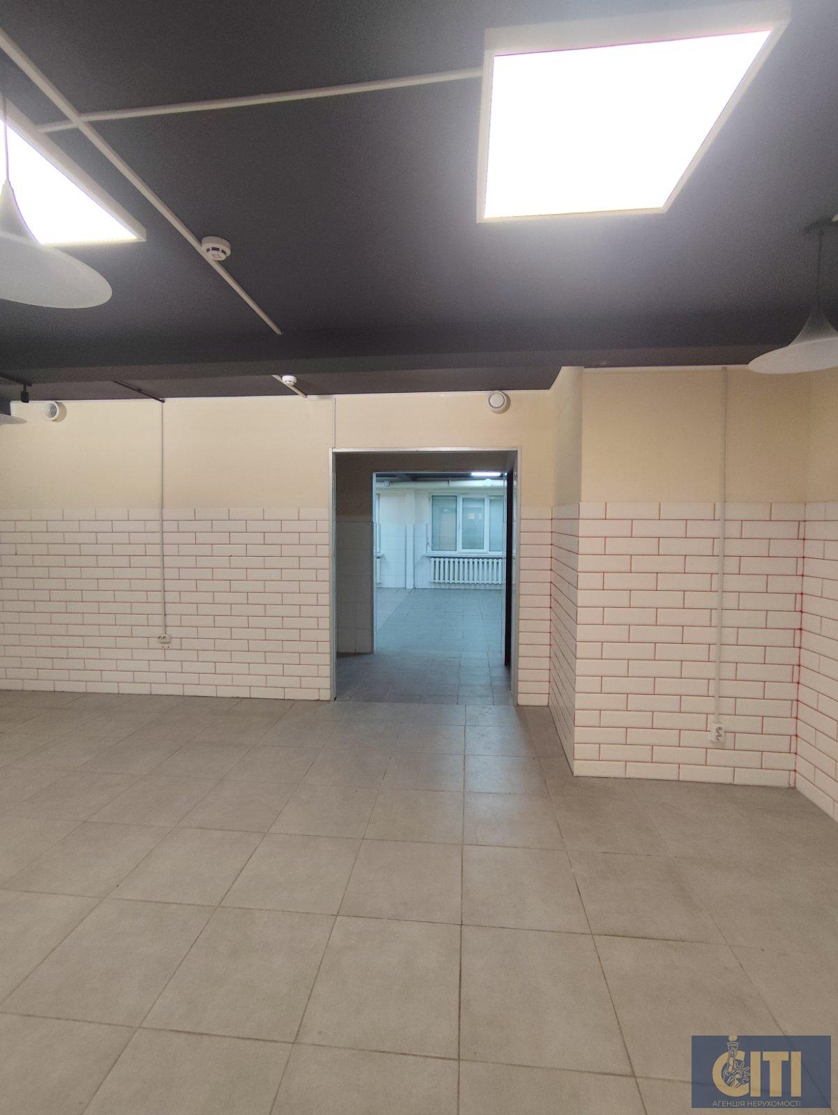 Пропонується в оренду нежитлове приміщення загальною площею 103 м², проспект Миру