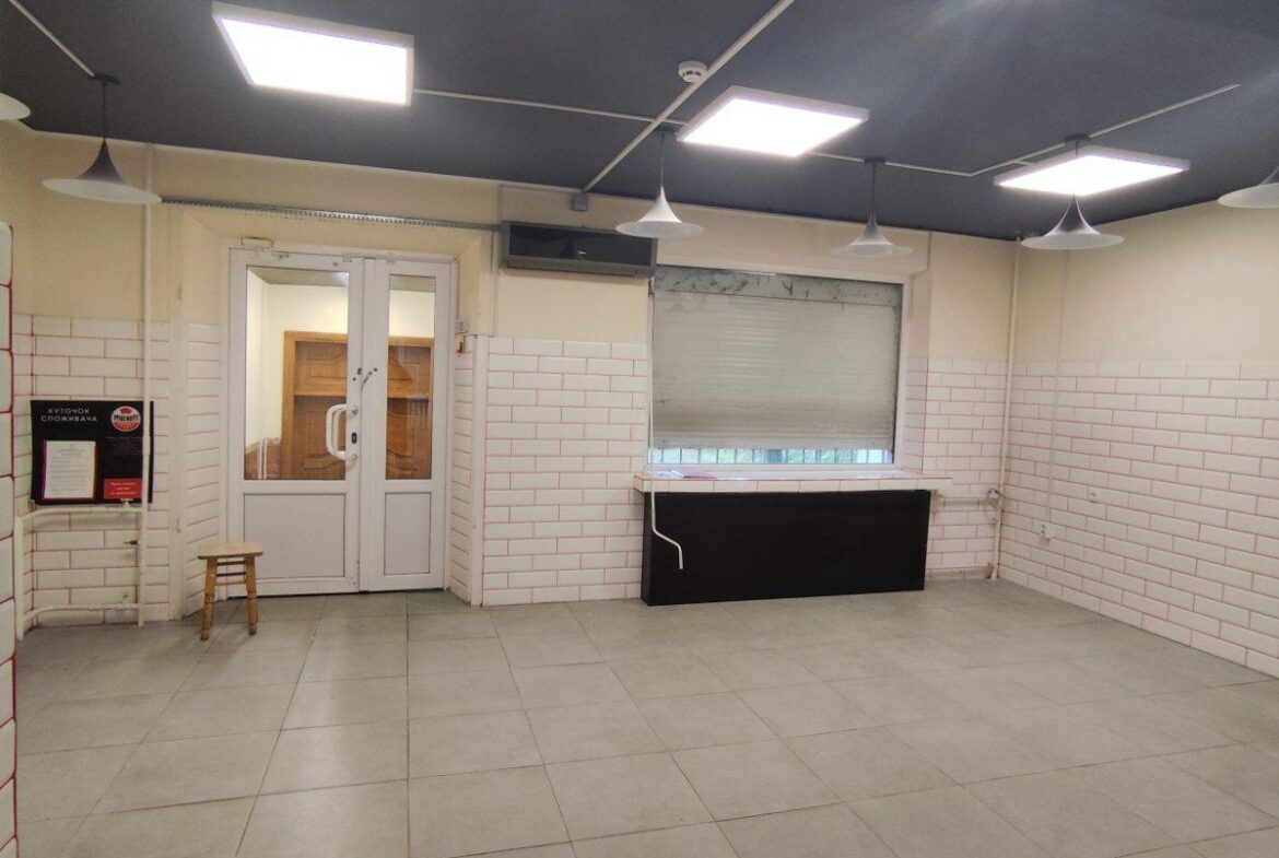 Пропонується в оренду нежитлове приміщення загальною площею 103 м², проспект Миру