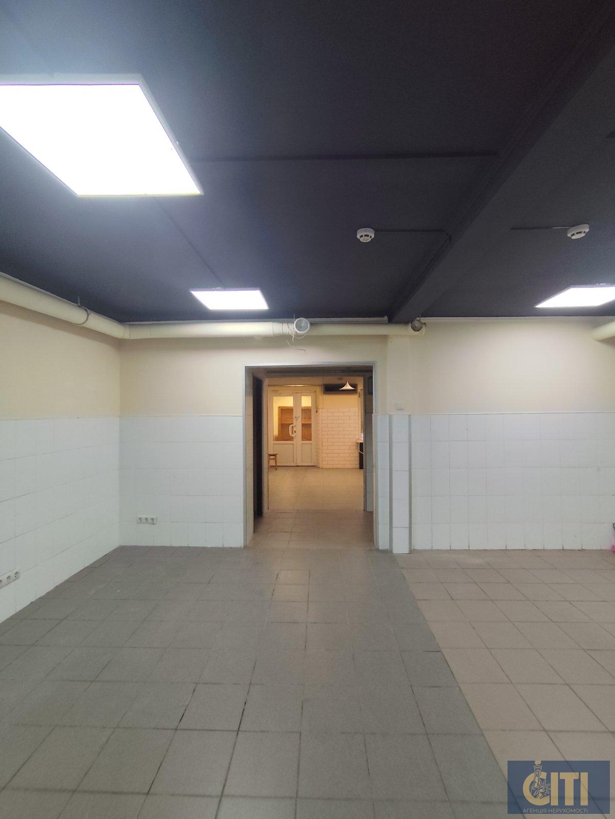 Пропонується в оренду нежитлове приміщення загальною площею 103 м², проспект Миру