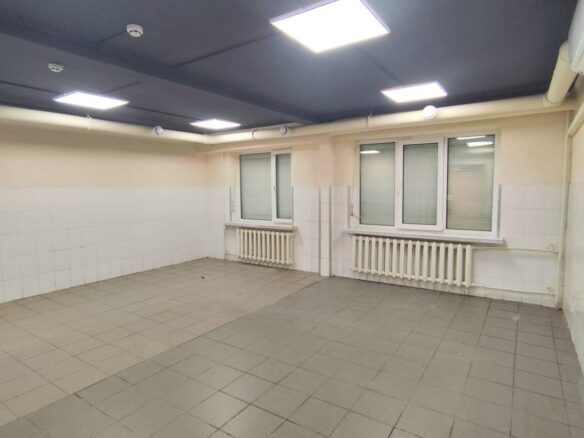 Пропонується в оренду нежитлове приміщення загальною площею 103 м², проспект Миру