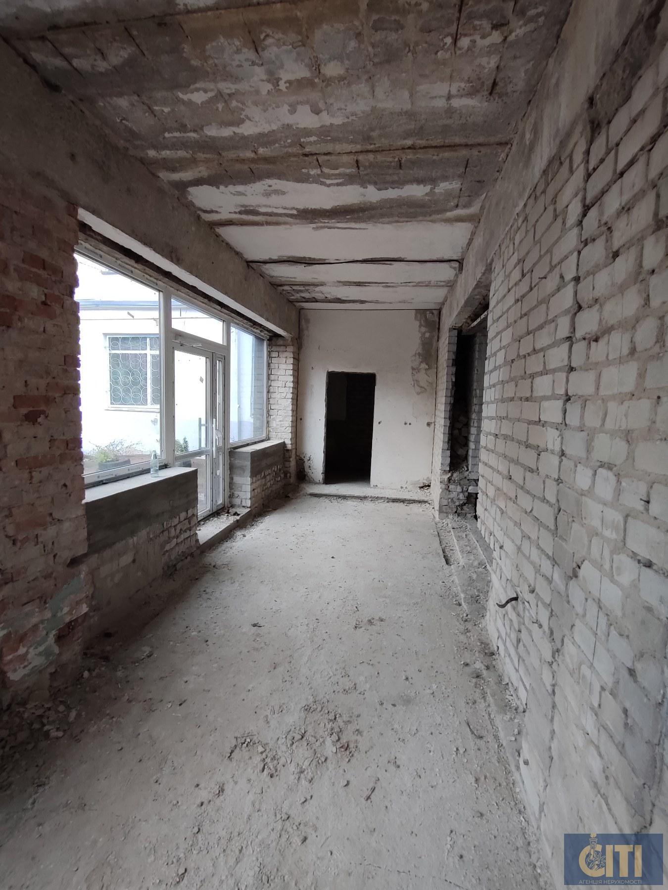 _viber_2025-10-20_17-34-11-797 Фасадна окремо розташована будівля 710 кв.м. на Польовій