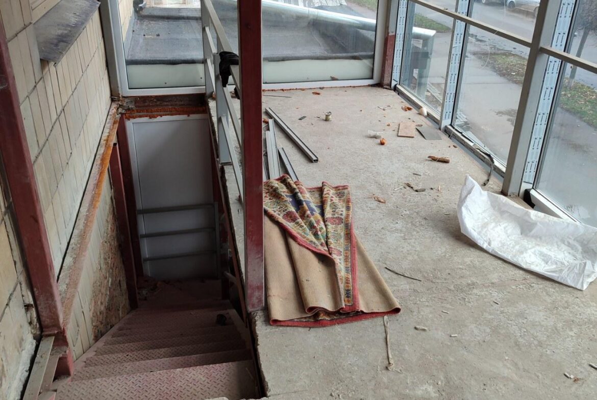 Оренда приміщення 180 кв. м. у центрі Житомира район перехрестя Н. Сотні/Лятошинського