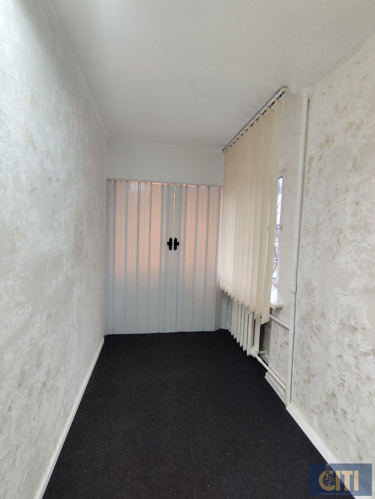 Приміщення в центрі Житомира, площа Перемоги, 32 м²