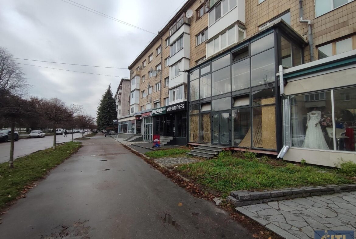 Оренда приміщення 180 кв. м. у центрі Житомира район перехрестя Н. Сотні/Лятошинського