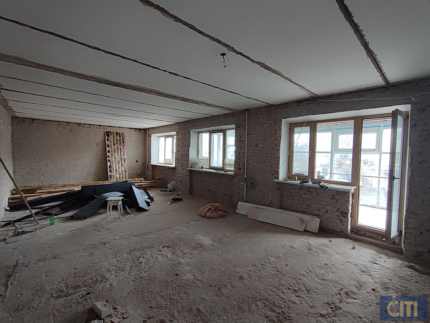 Оренда приміщення 180 кв. м. у центрі Житомира район перехрестя Н. Сотні/Лятошинського