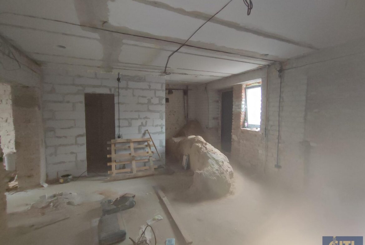 Оренда приміщення 180 кв. м. у центрі Житомира район перехрестя Н. Сотні/Лятошинського