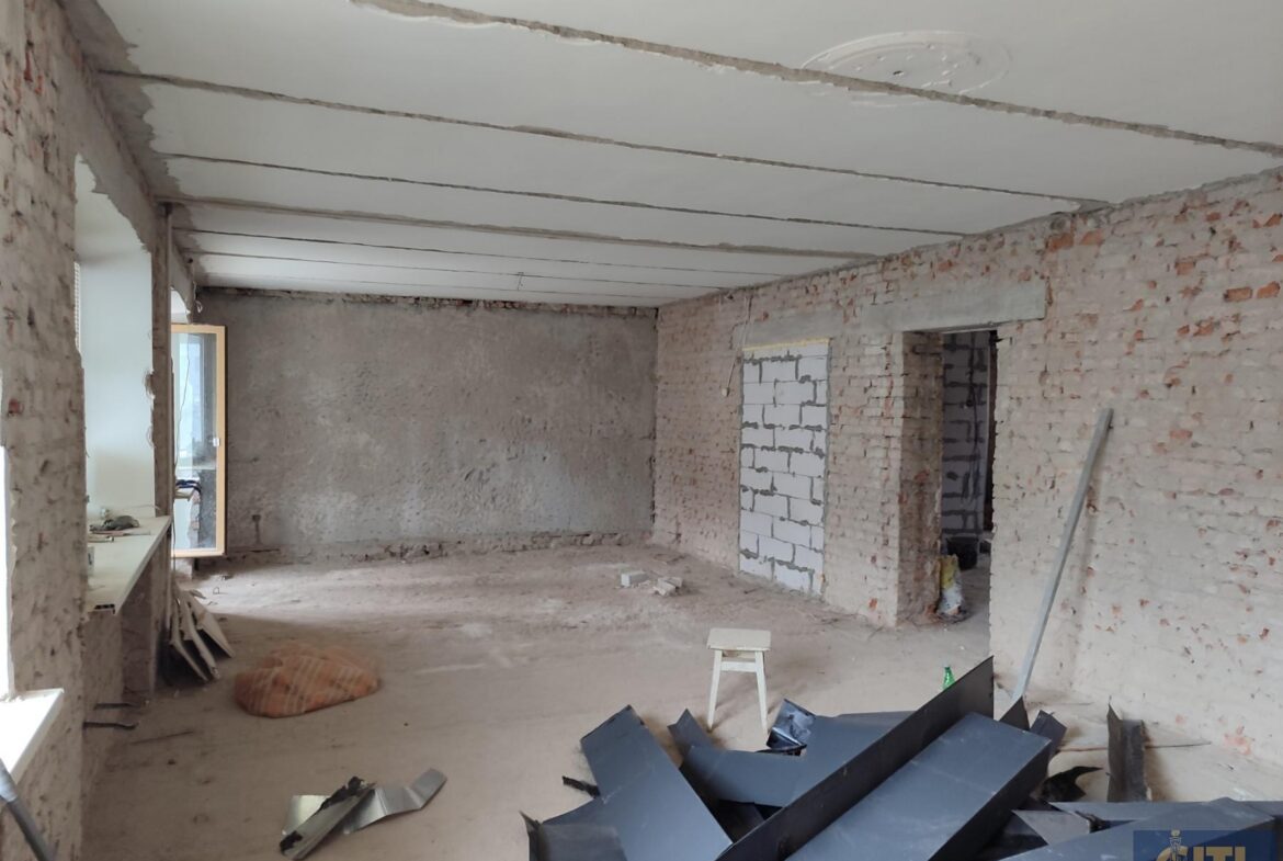 Оренда приміщення 180 кв. м. у центрі Житомира район перехрестя Н. Сотні/Лятошинського