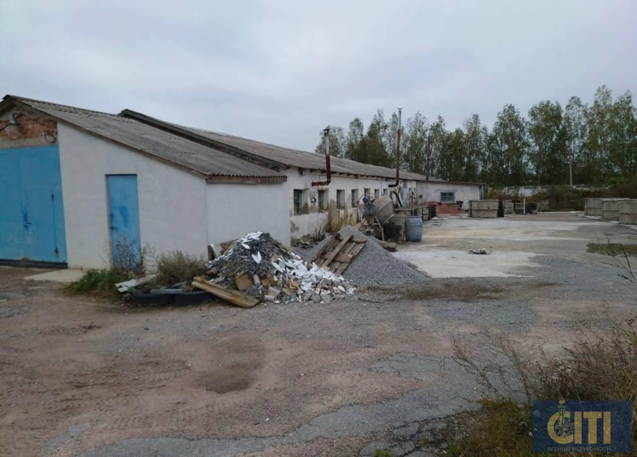 Продаються виробничо-складські приміщення (база, цехи),Глибочиця