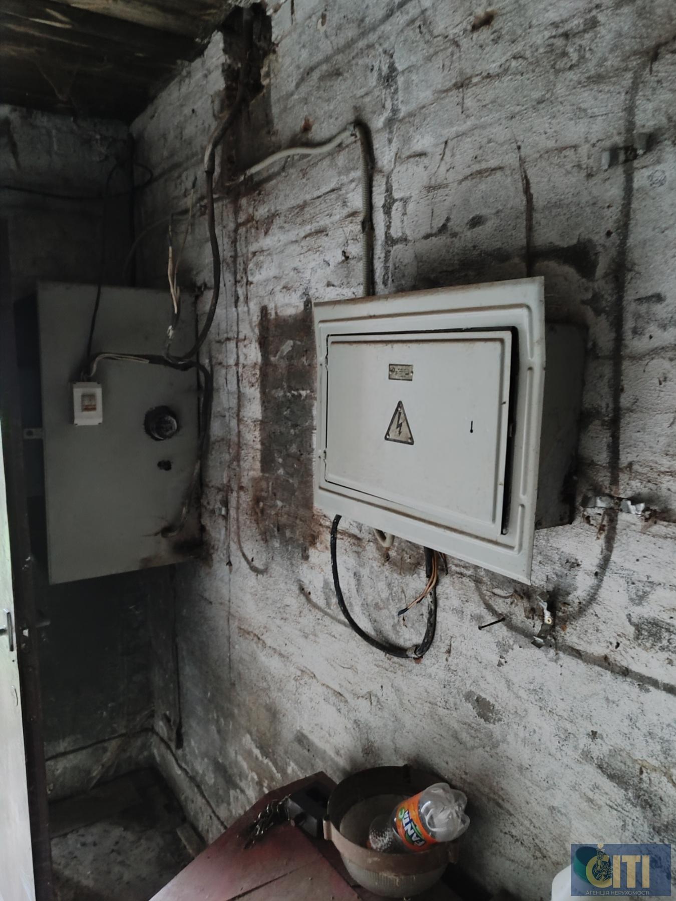 0-02-05-b781414310fba3b2641445e31a9eafaa06c2dfc318c8e6a781f5755f2ea0e20e_22ad4bee343be3f6 Продаж приміщення 227 кв. м. район Богунії за панчішною фабрикою.