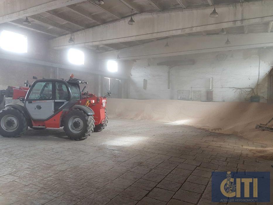 Продаж виробничо-складського комплексу в Житомирській обл. Бердичівський р-н, 30 км до Житомира.