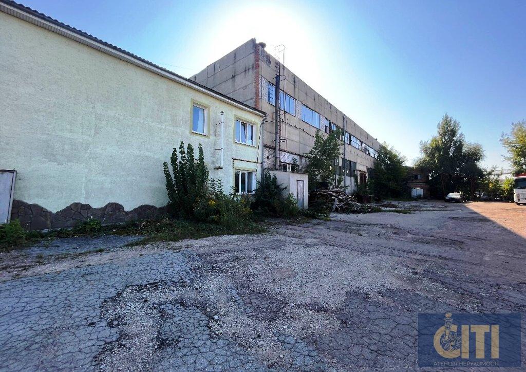 Виробнича база в Житомирі, 2353 кв.м