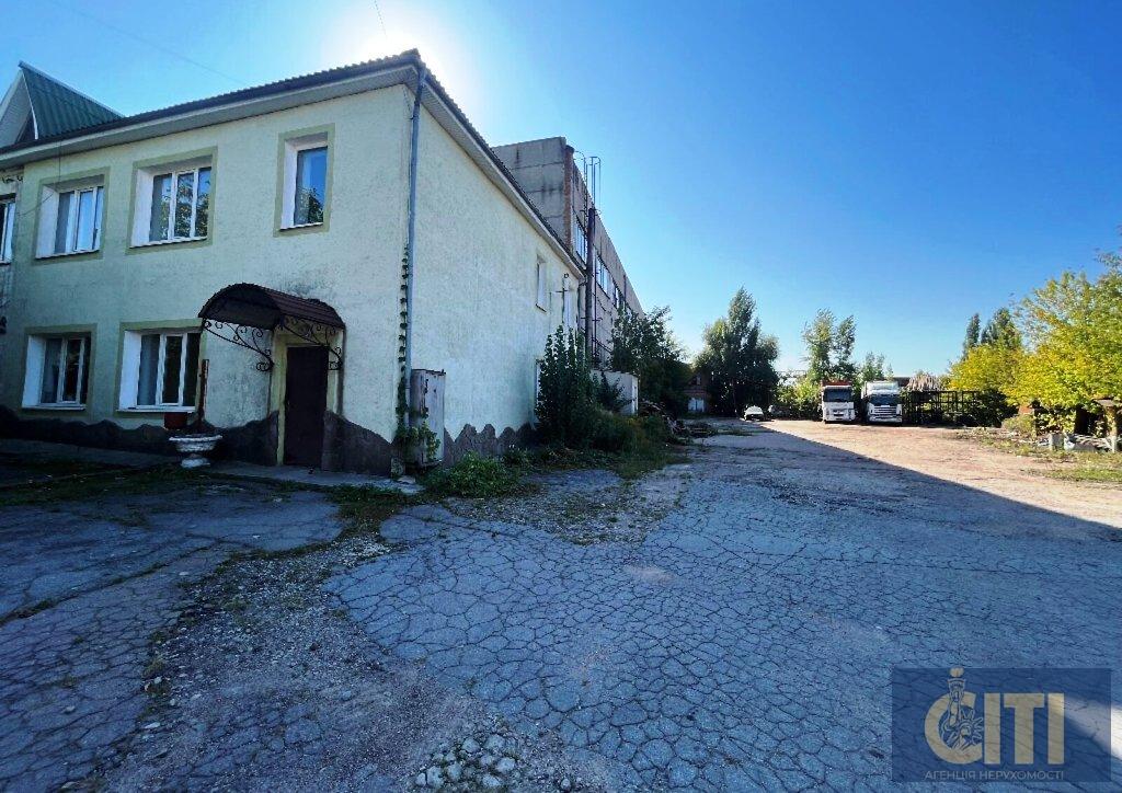 Виробнича база в Житомирі, 2353 кв.м