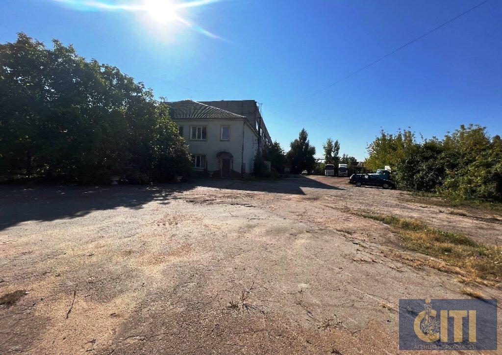 Виробнича база в Житомирі, 2353 кв.м