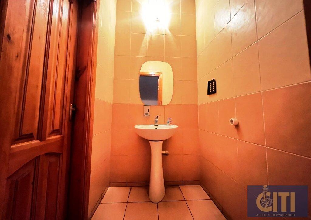 Виробнича база в Житомирі, 2353 кв.м